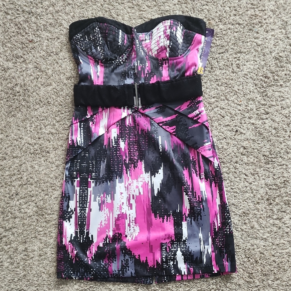 Fitted Sleek Body Con Dress With Belt